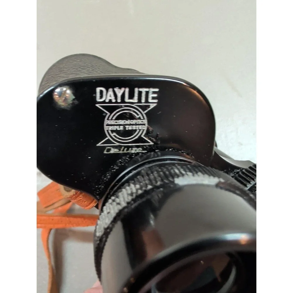 Vintage Daylite 6x30 Binoculars Tan Leather Case and Strap Mid-Century Japan